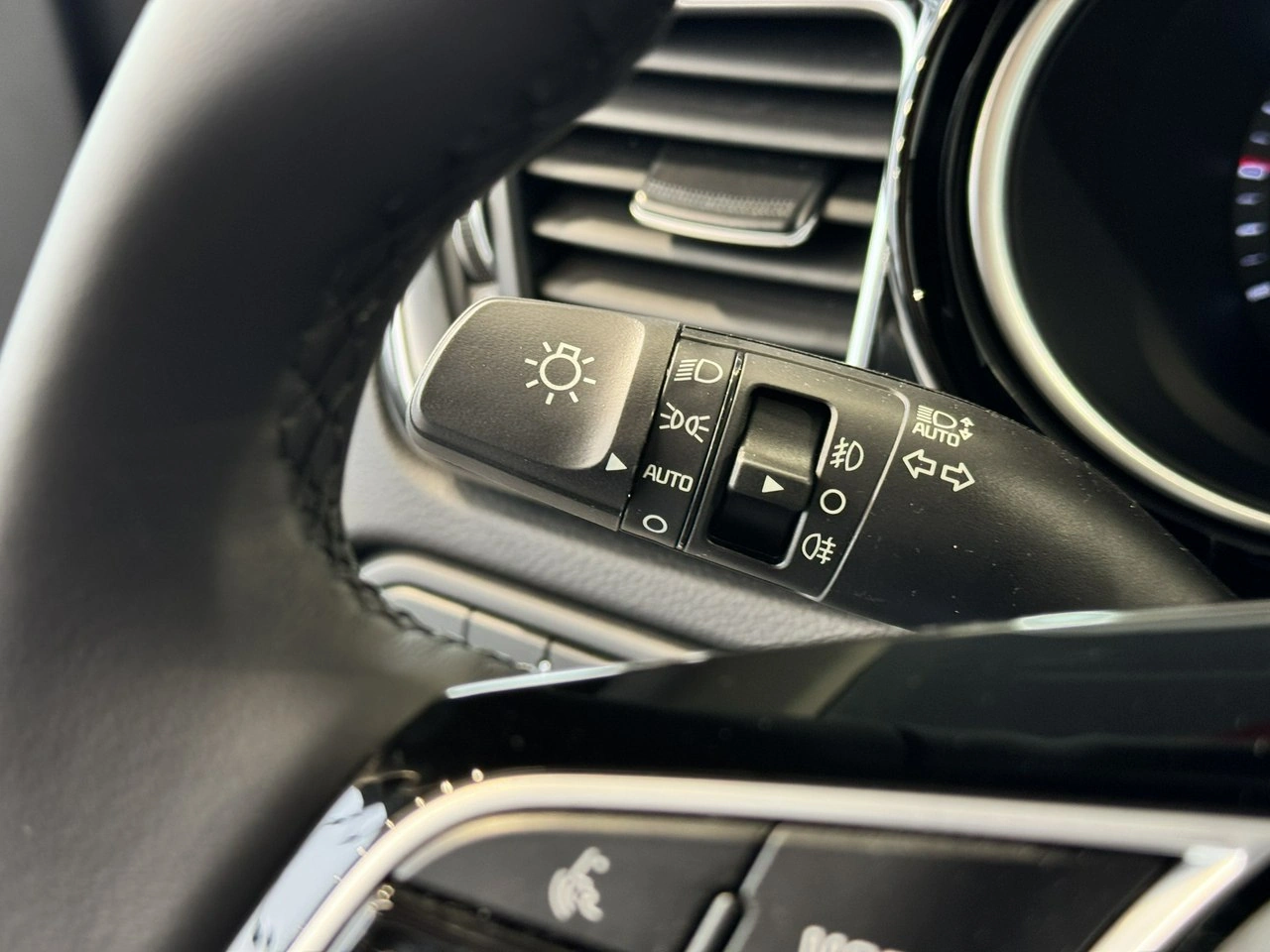 Kia XCeed - Zdjęcie 16