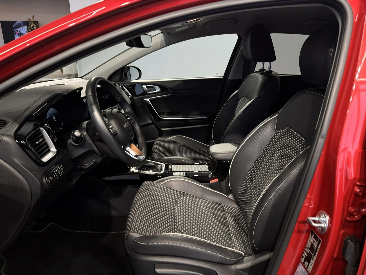 Kia XCeed - Zdjęcie 14