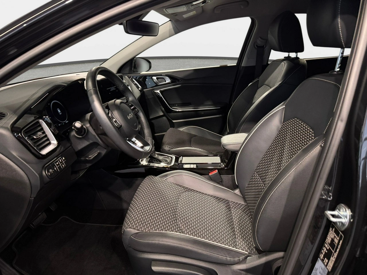 Kia XCeed - Zdjęcie 14