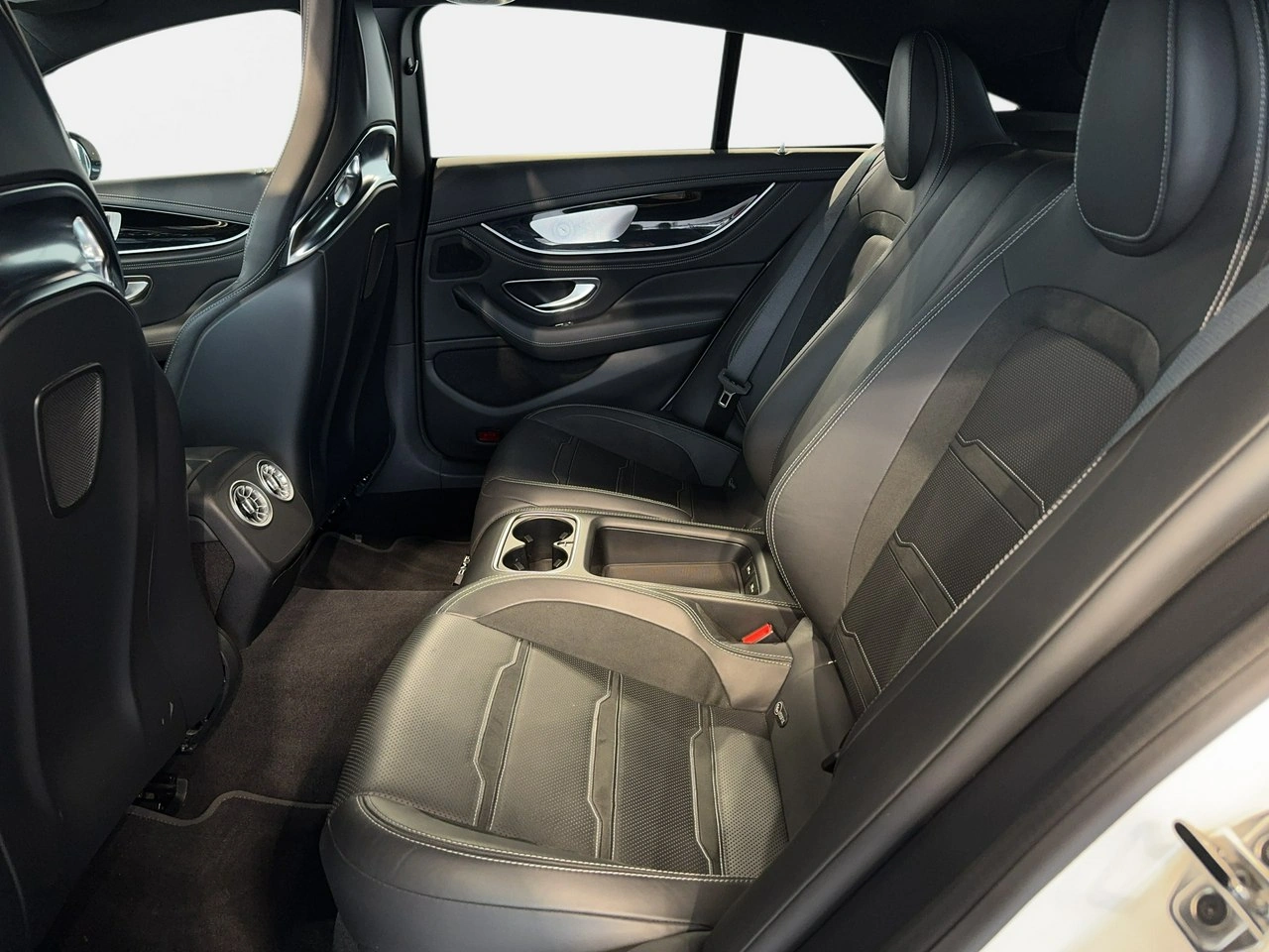 Mercedes AMG GT - Zdjęcie 14