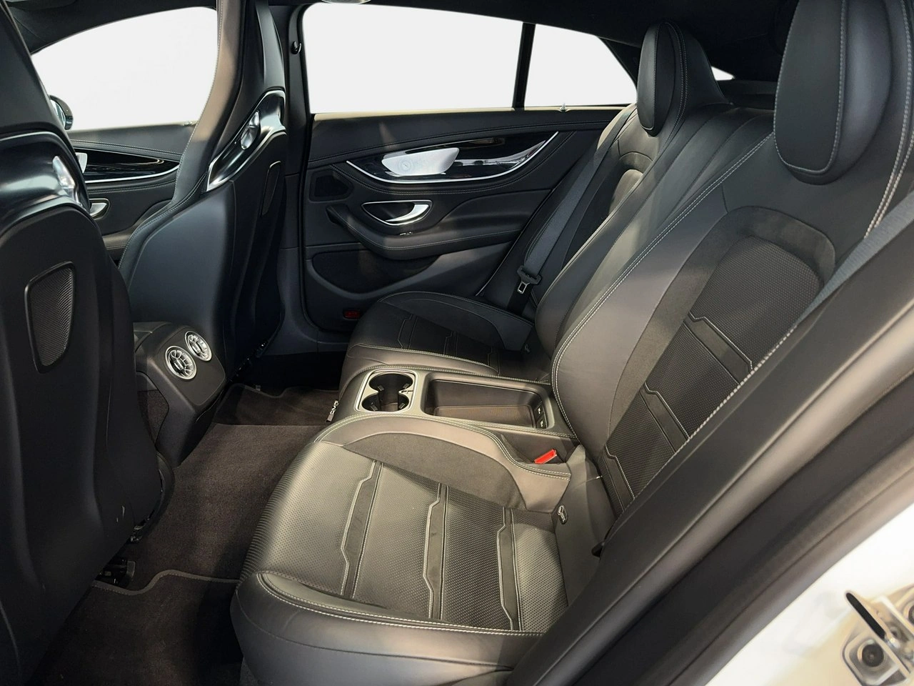 Mercedes AMG GT - Zdjęcie 14