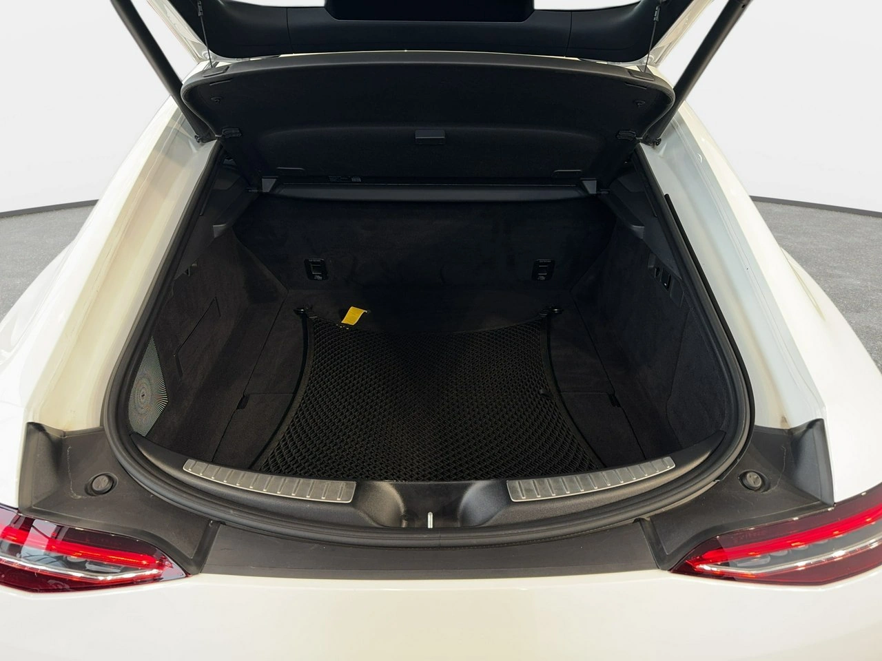 Mercedes AMG GT - Zdjęcie 15