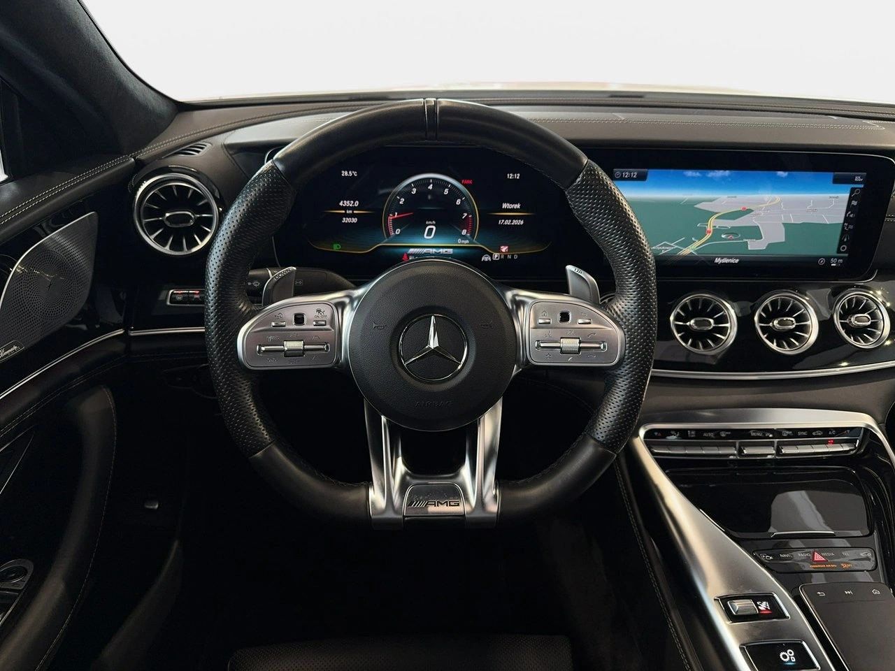 Mercedes AMG GT - Zdjęcie 18