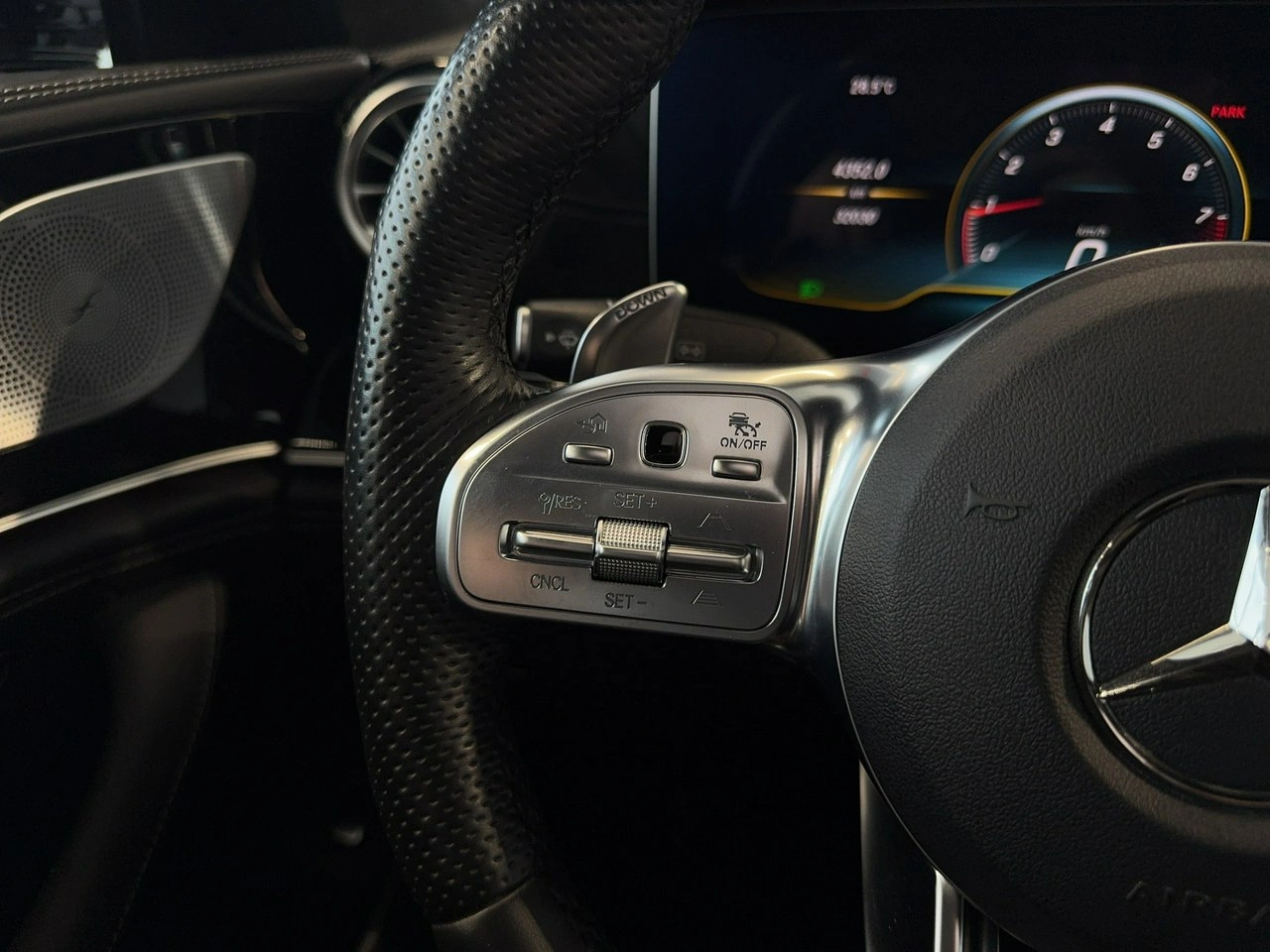 Mercedes AMG GT - Zdjęcie 18