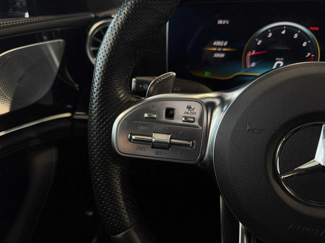 Mercedes AMG GT - Zdjęcie 18