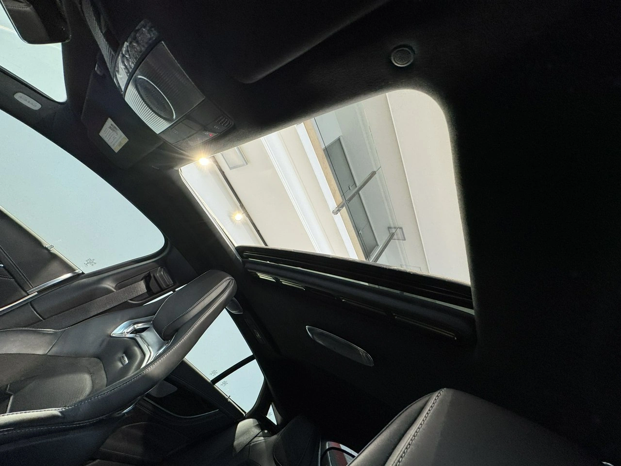 Mercedes AMG GT - Zdjęcie 33