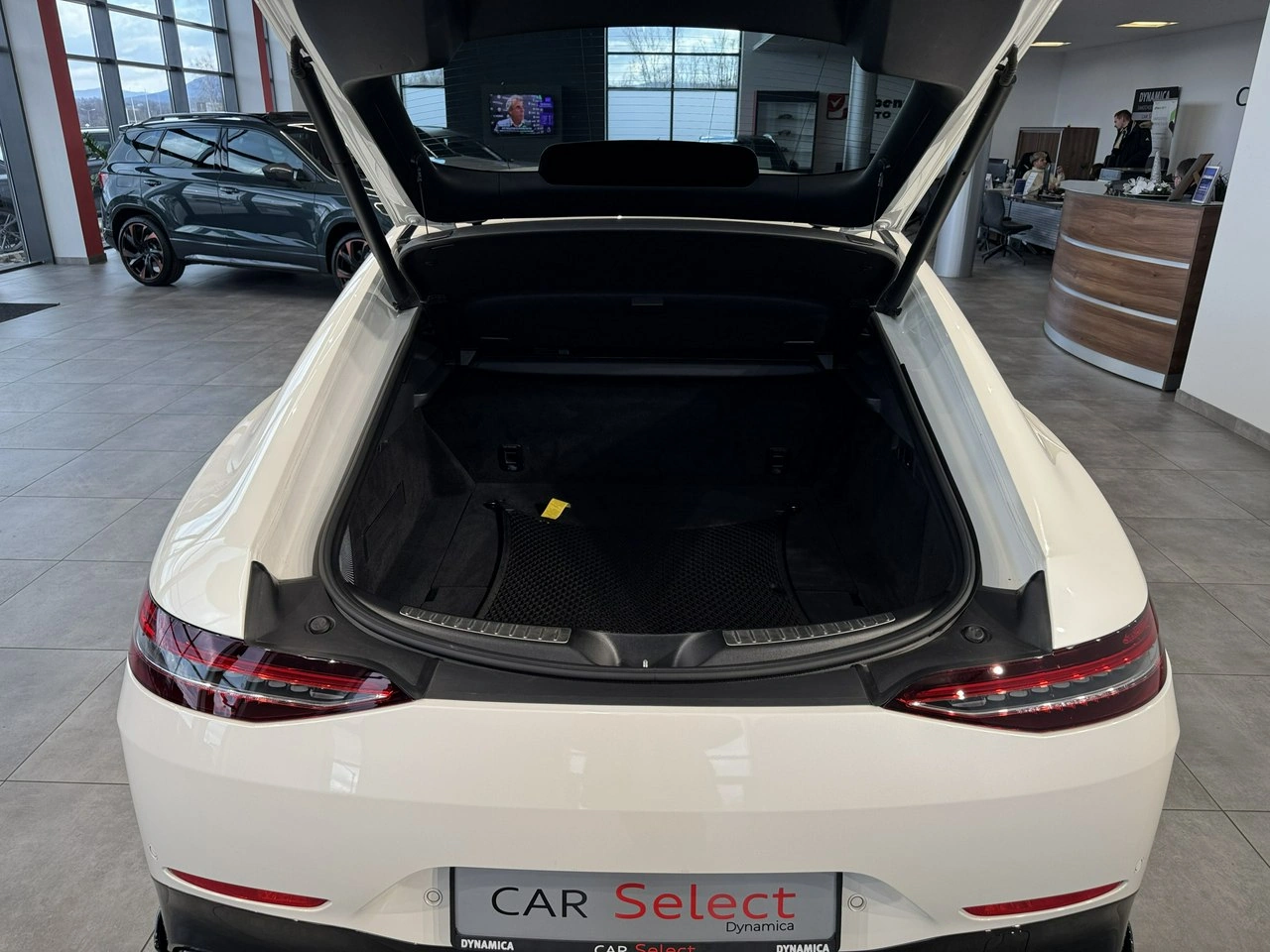 Mercedes AMG GT - Zdjęcie 36