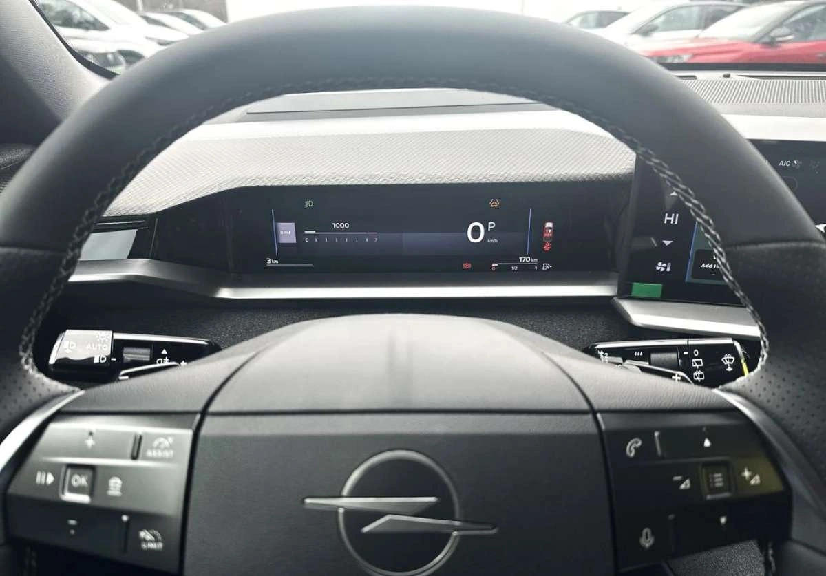 Opel Grandland - Zdjęcie 14