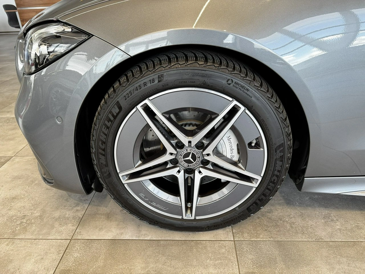 Mercedes C 200 - Zdjęcie 9