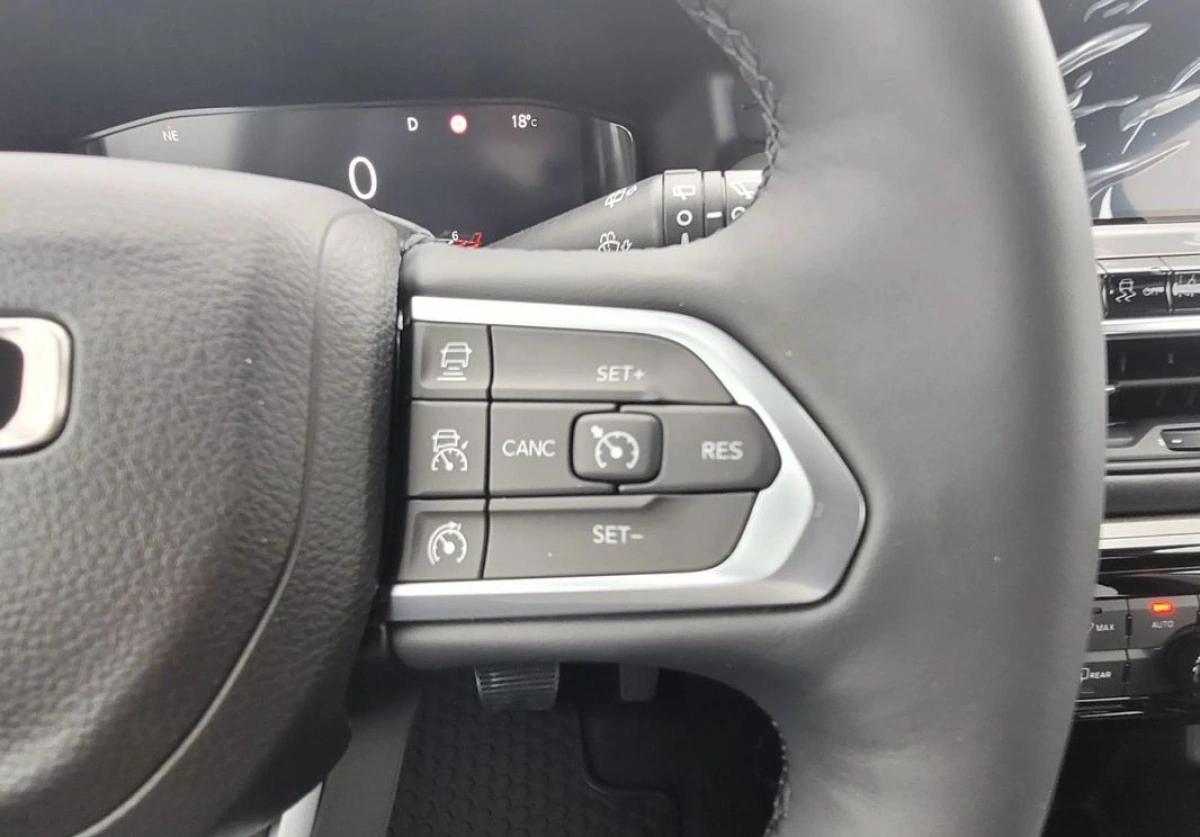 Jeep Compass - Zdjęcie 17