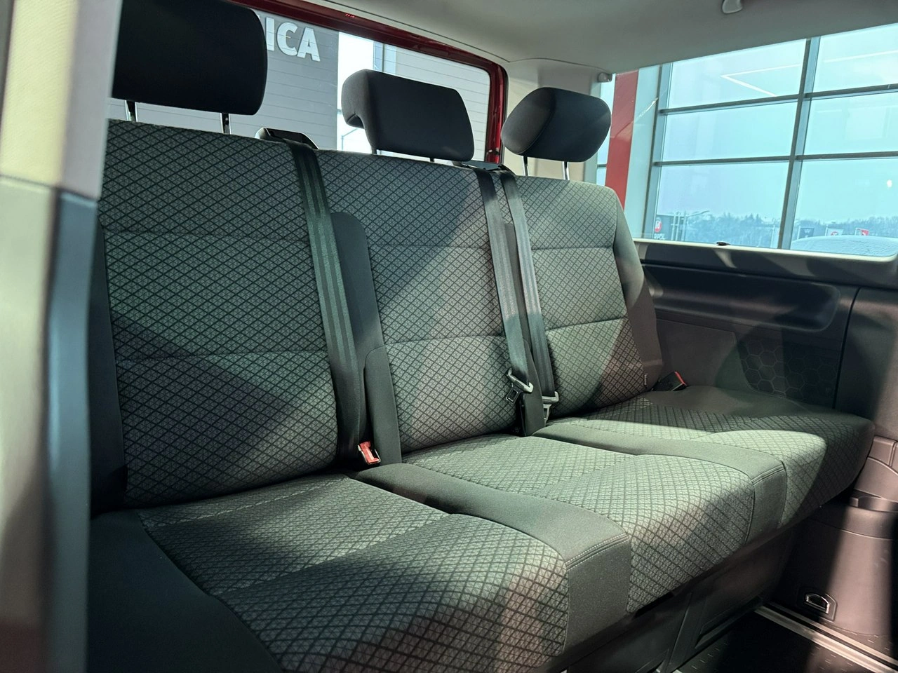 Volkswagen Multivan - Zdjęcie 14
