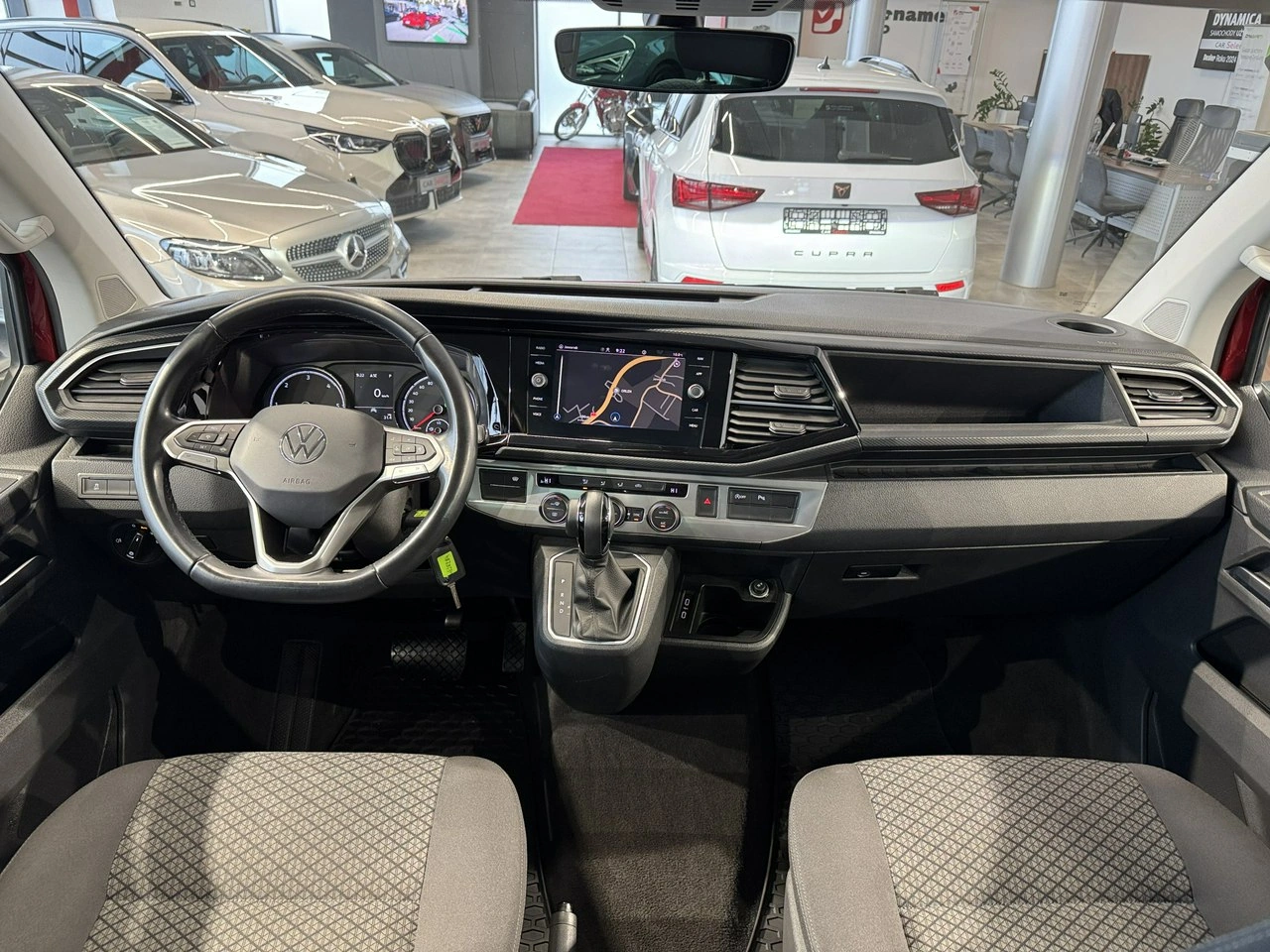 Volkswagen Multivan - Zdjęcie 19