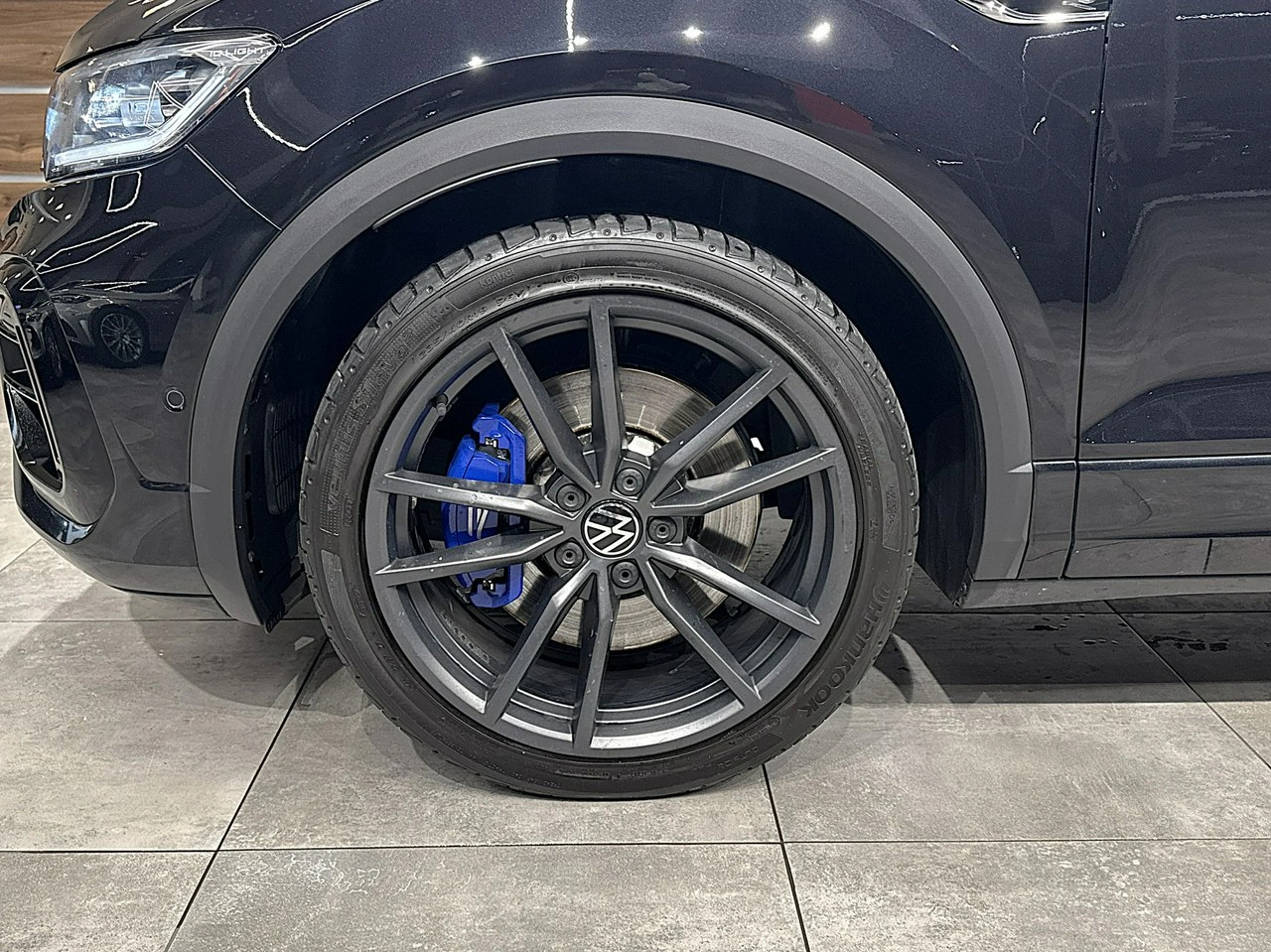 Volkswagen T-Roc - Zdjęcie 9