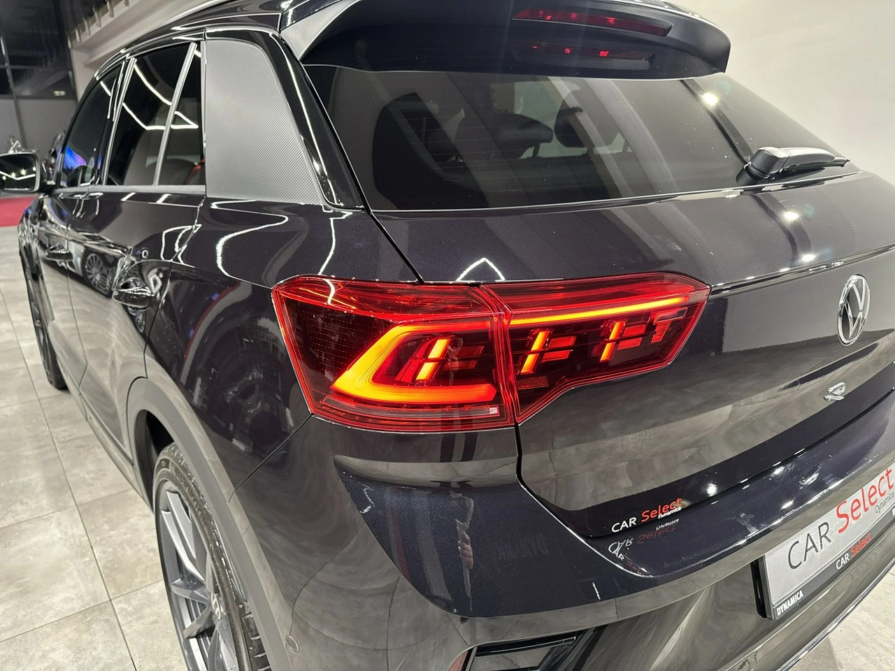 Volkswagen T-Roc - Zdjęcie 10