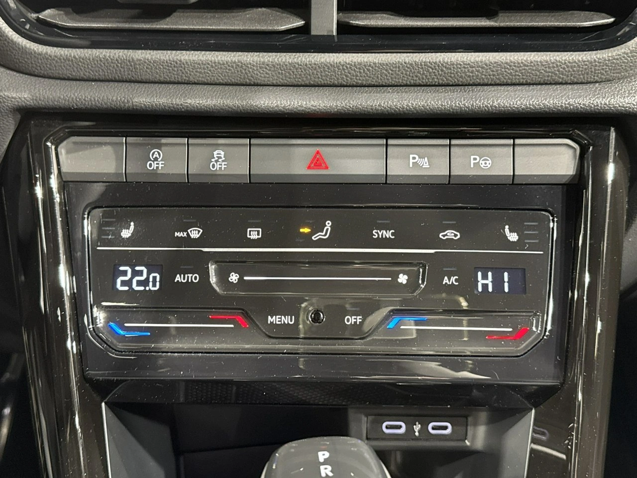 Volkswagen T-Roc - Zdjęcie 22