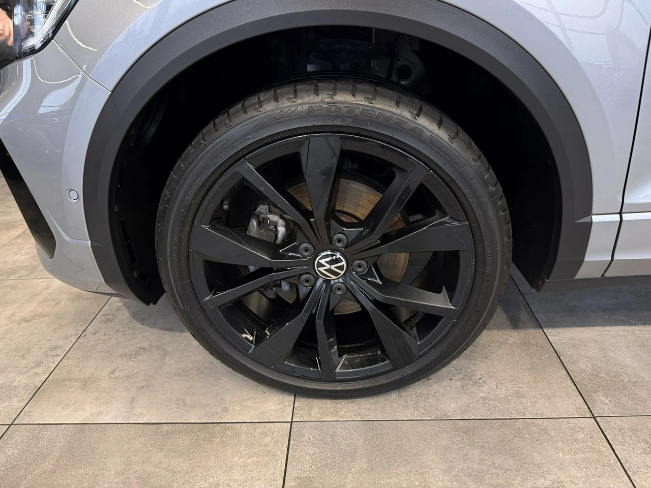 Volkswagen T-Roc - Zdjęcie 9