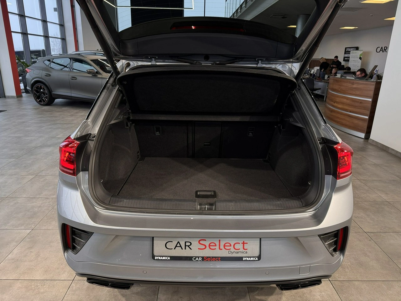 Volkswagen T-Roc - Zdjęcie 13