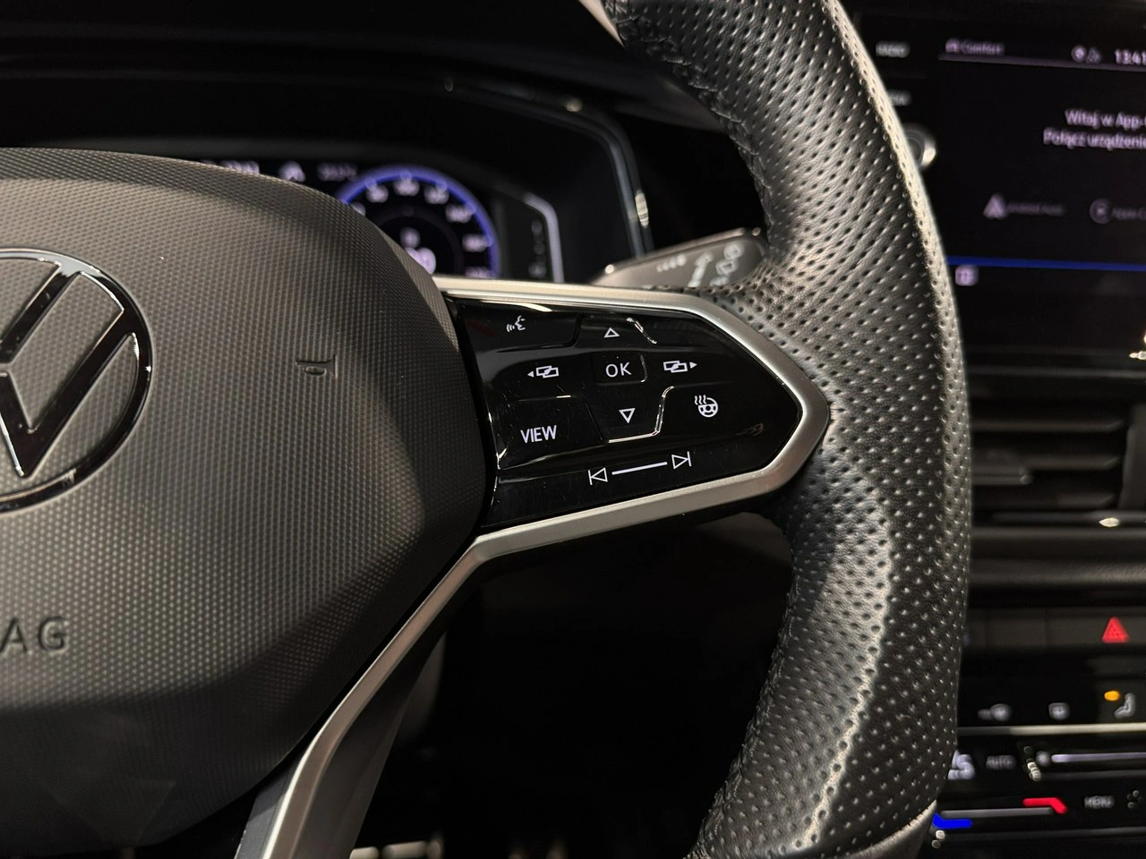 Volkswagen T-Roc - Zdjęcie 18