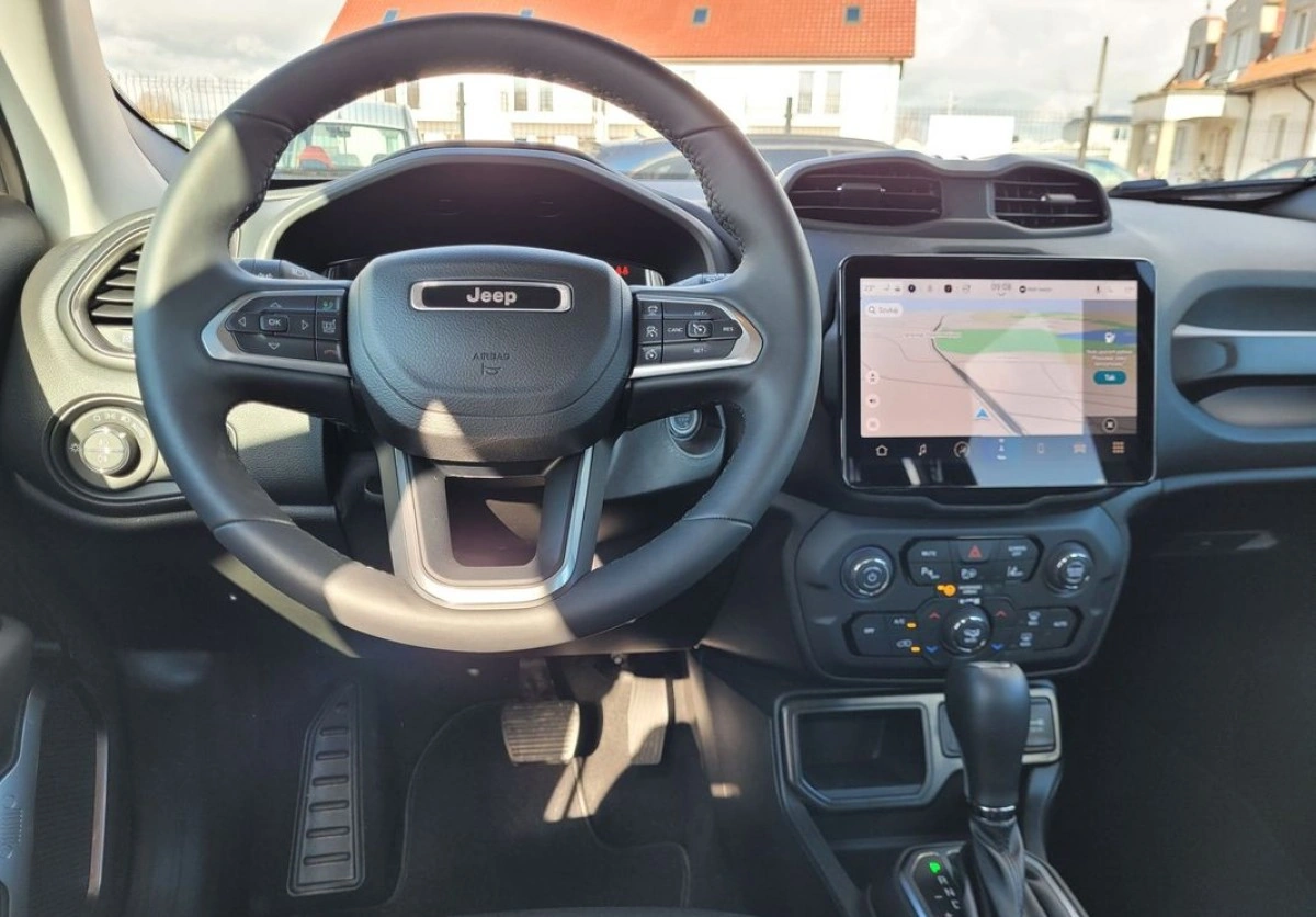 Jeep Renegade - Zdjęcie 9