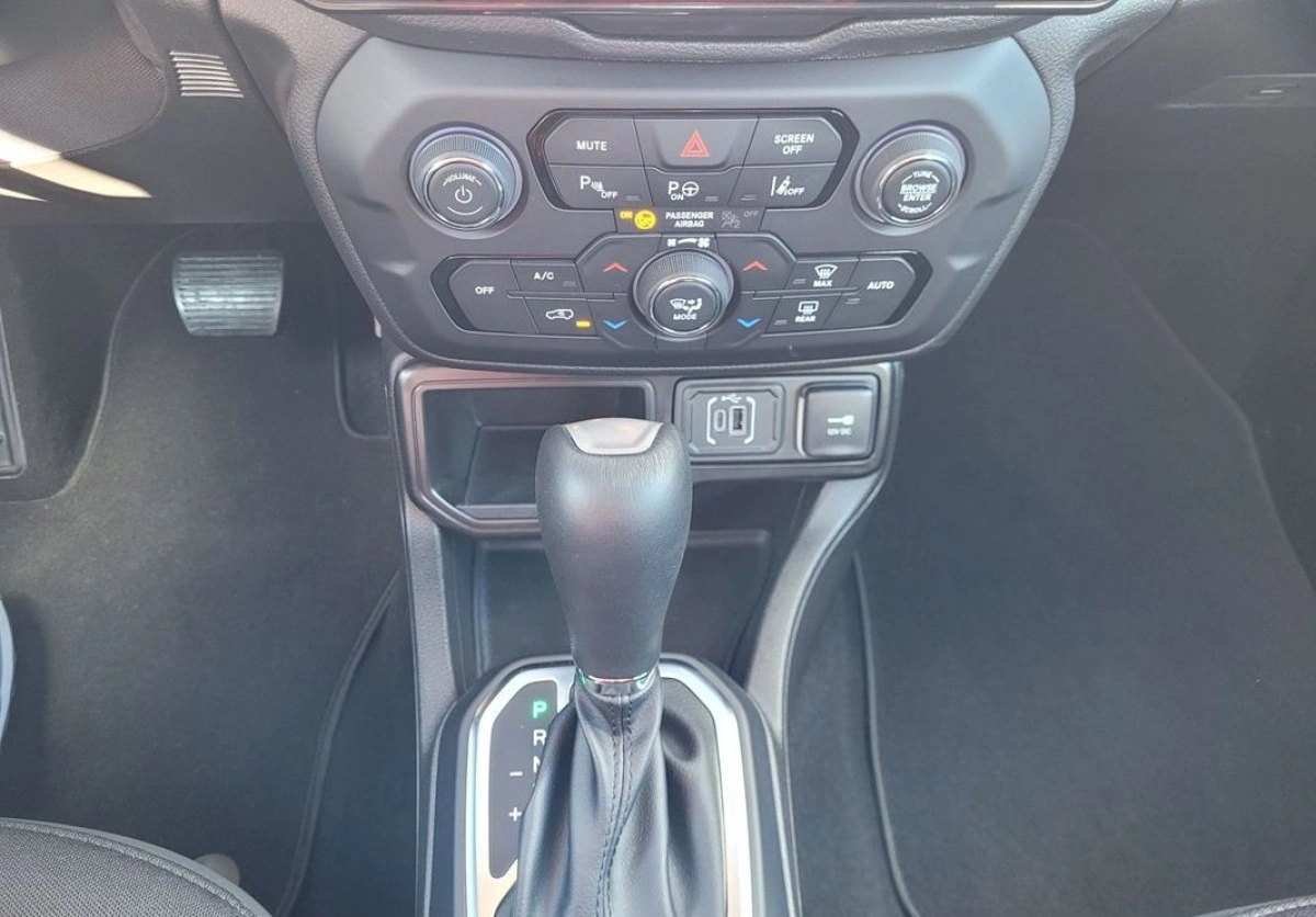 Jeep Renegade - Zdjęcie 13