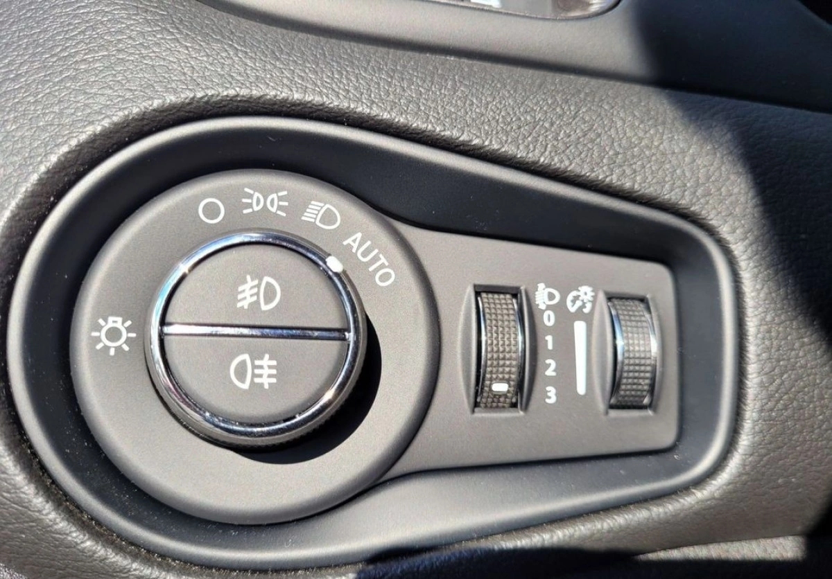 Jeep Renegade - Zdjęcie 15