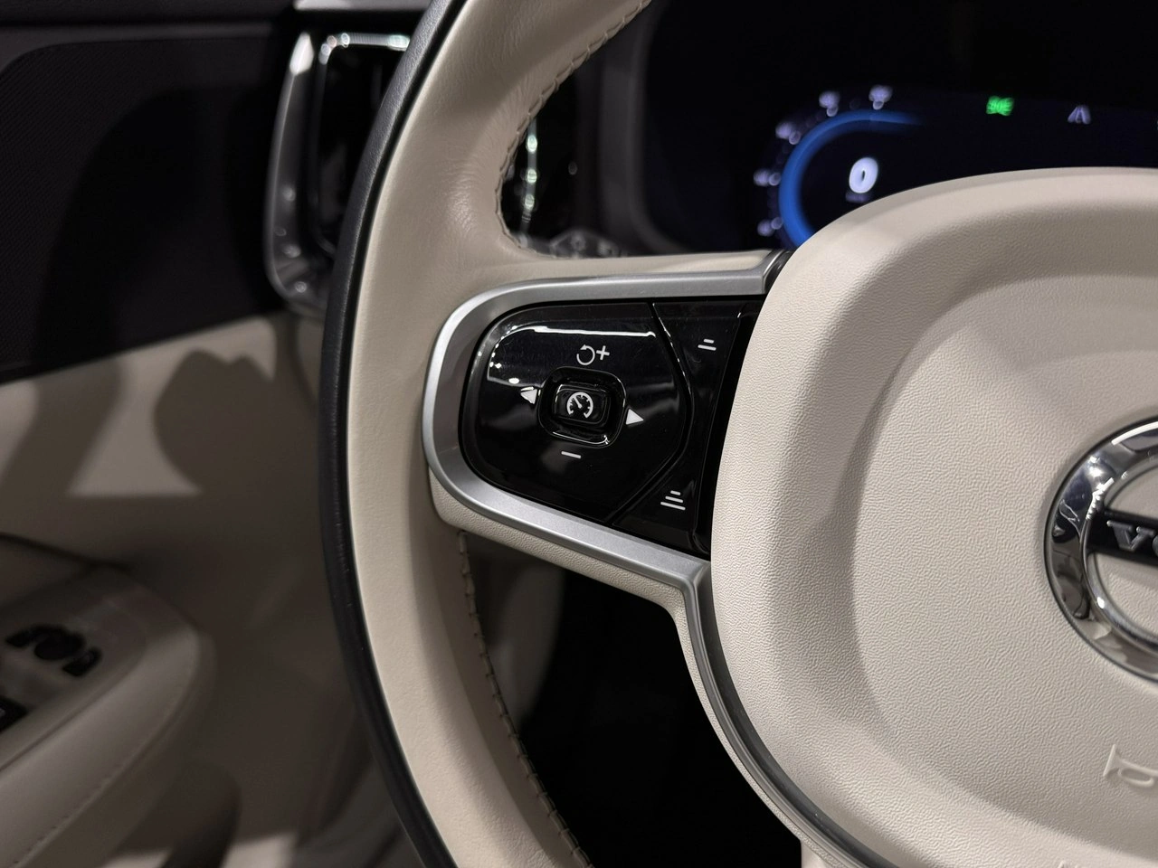 Volvo S60 - Zdjęcie 23