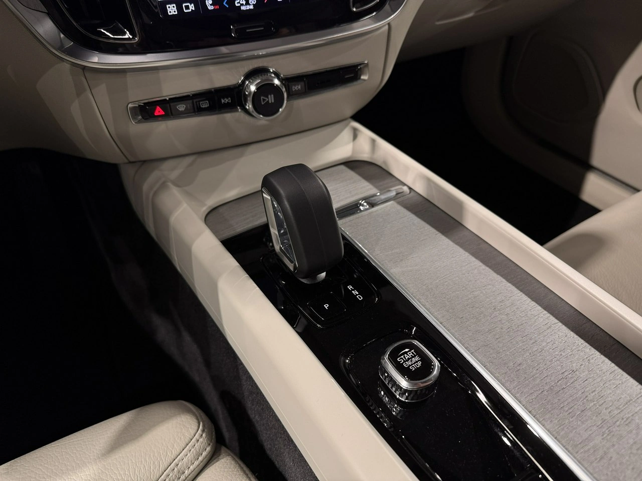 Volvo S60 - Zdjęcie 27