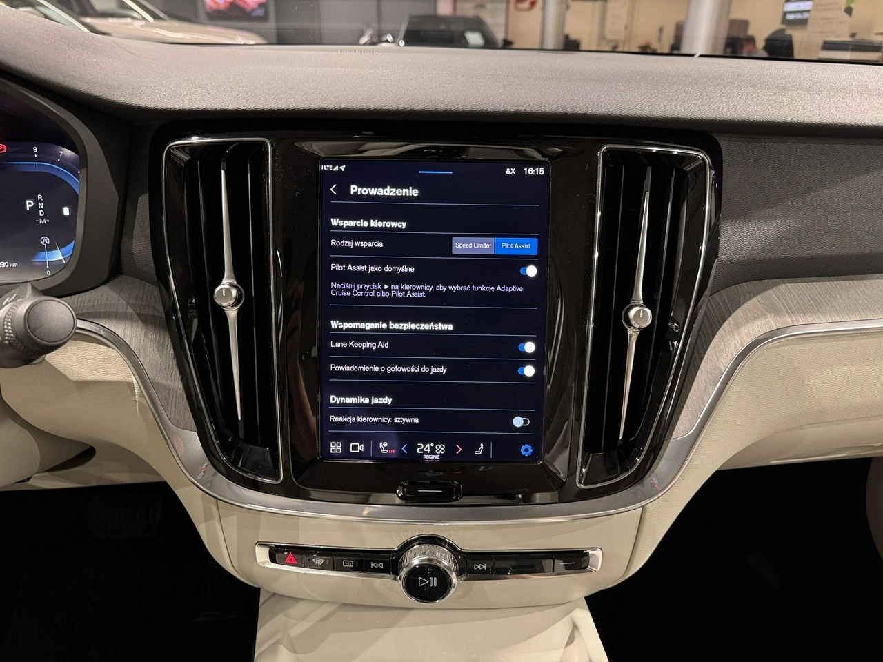 Volvo S60 - Zdjęcie 30