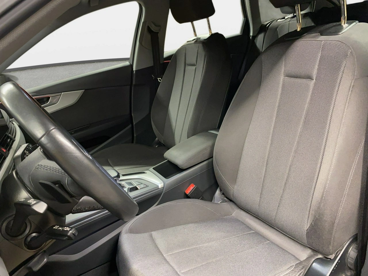 Audi A4 - Zdjęcie 32