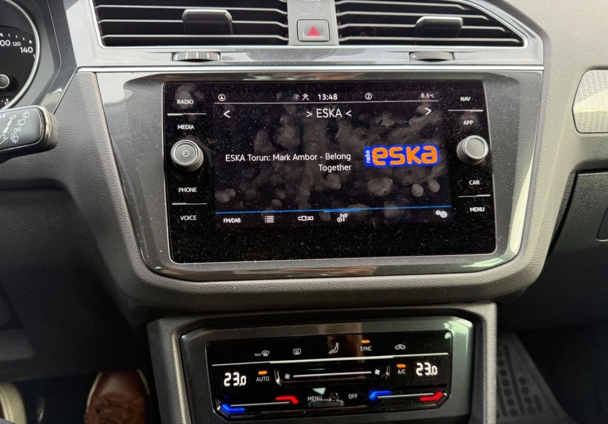 Volkswagen Tiguan - Zdjęcie 17