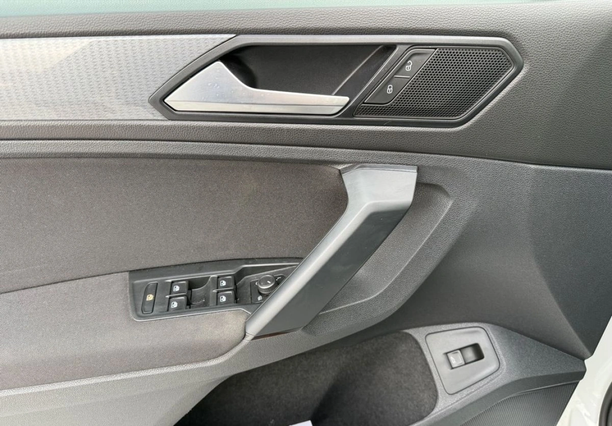 Volkswagen Tiguan - Zdjęcie 20