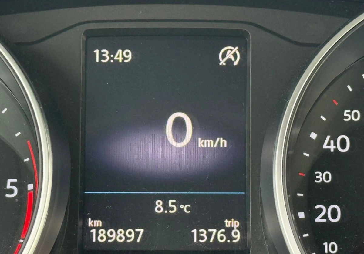 Volkswagen Tiguan - Zdjęcie 26