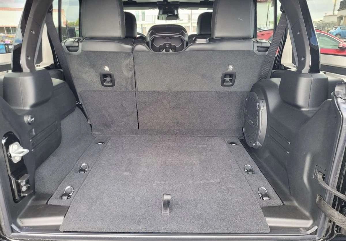 Jeep Wrangler - Zdjęcie 12