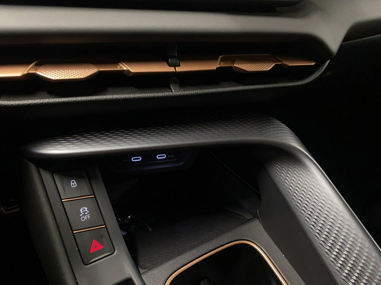 Cupra Terramar - Zdjęcie 34