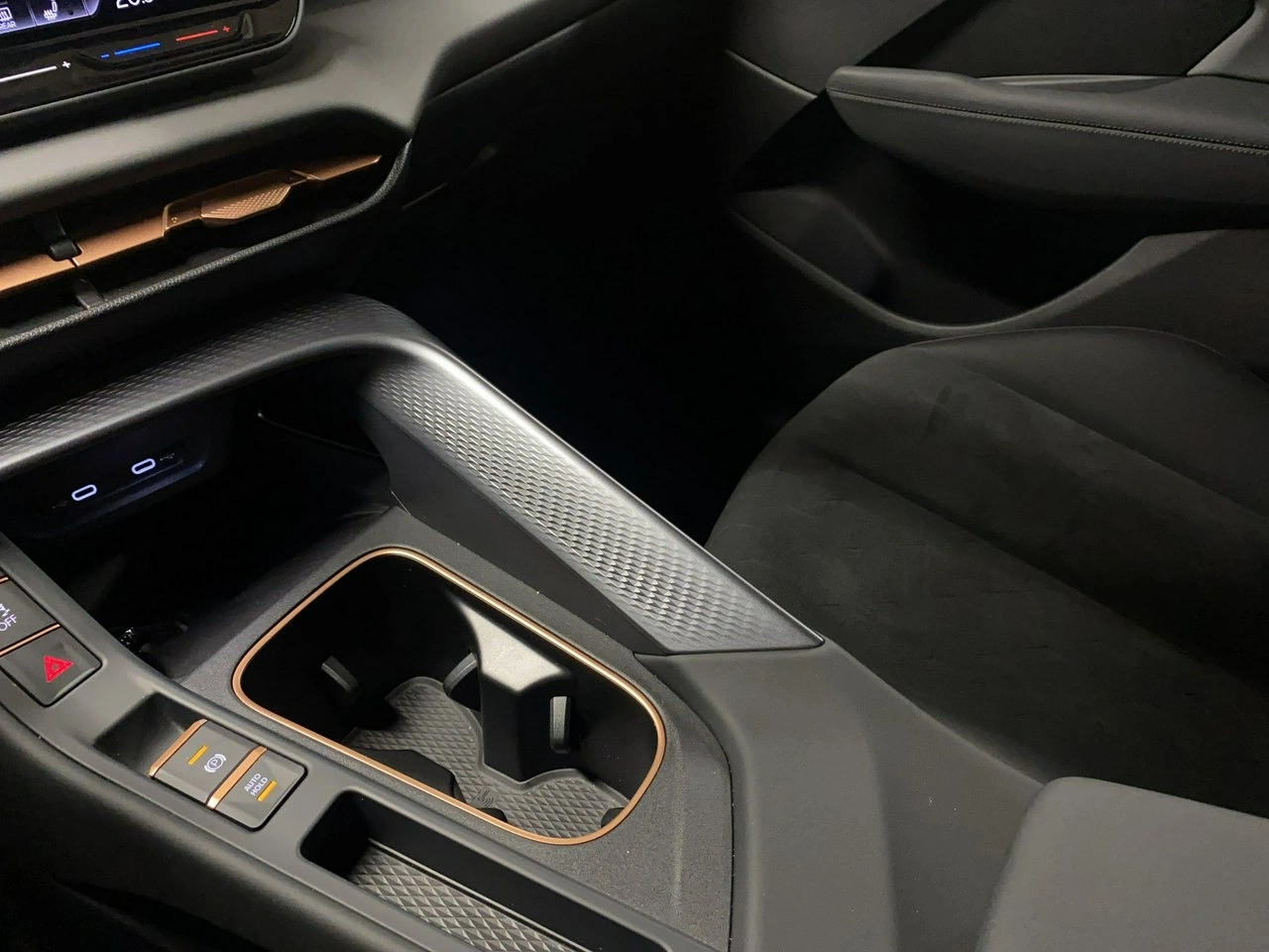 Cupra Terramar - Zdjęcie 35