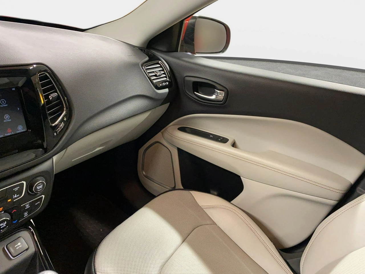 Jeep Compass - Zdjęcie 31