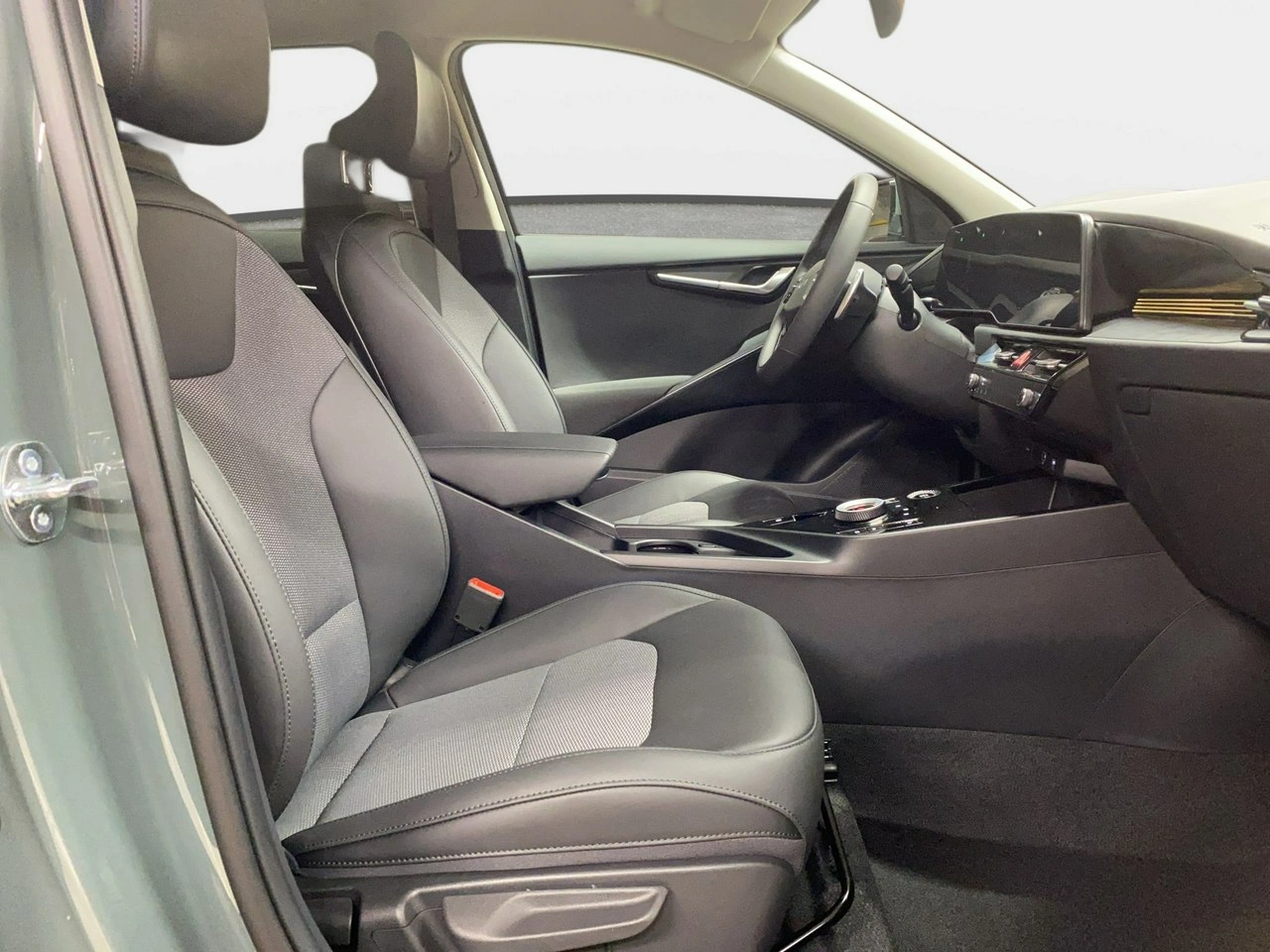 Kia Niro - Zdjęcie 12