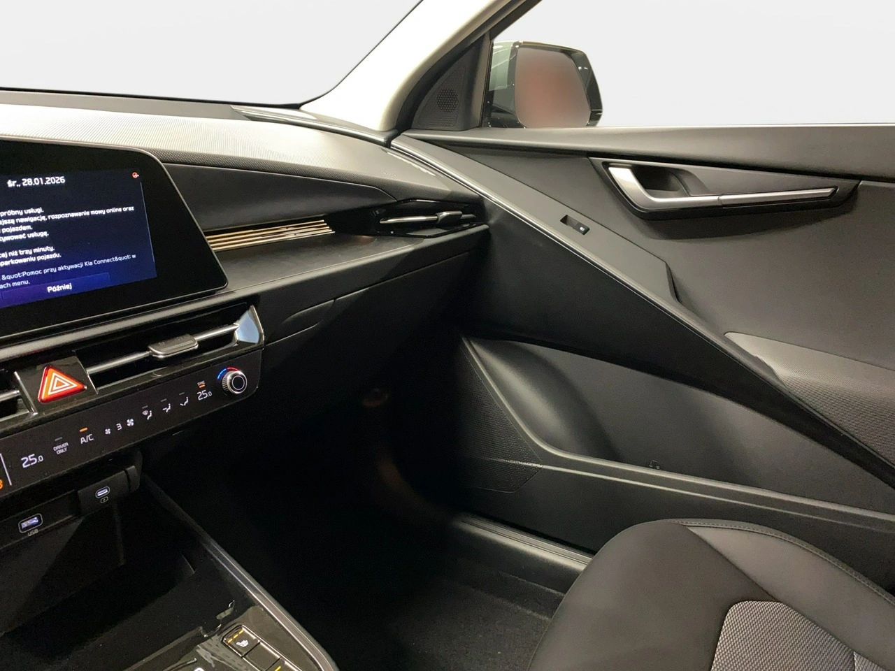 Kia Niro - Zdjęcie 28