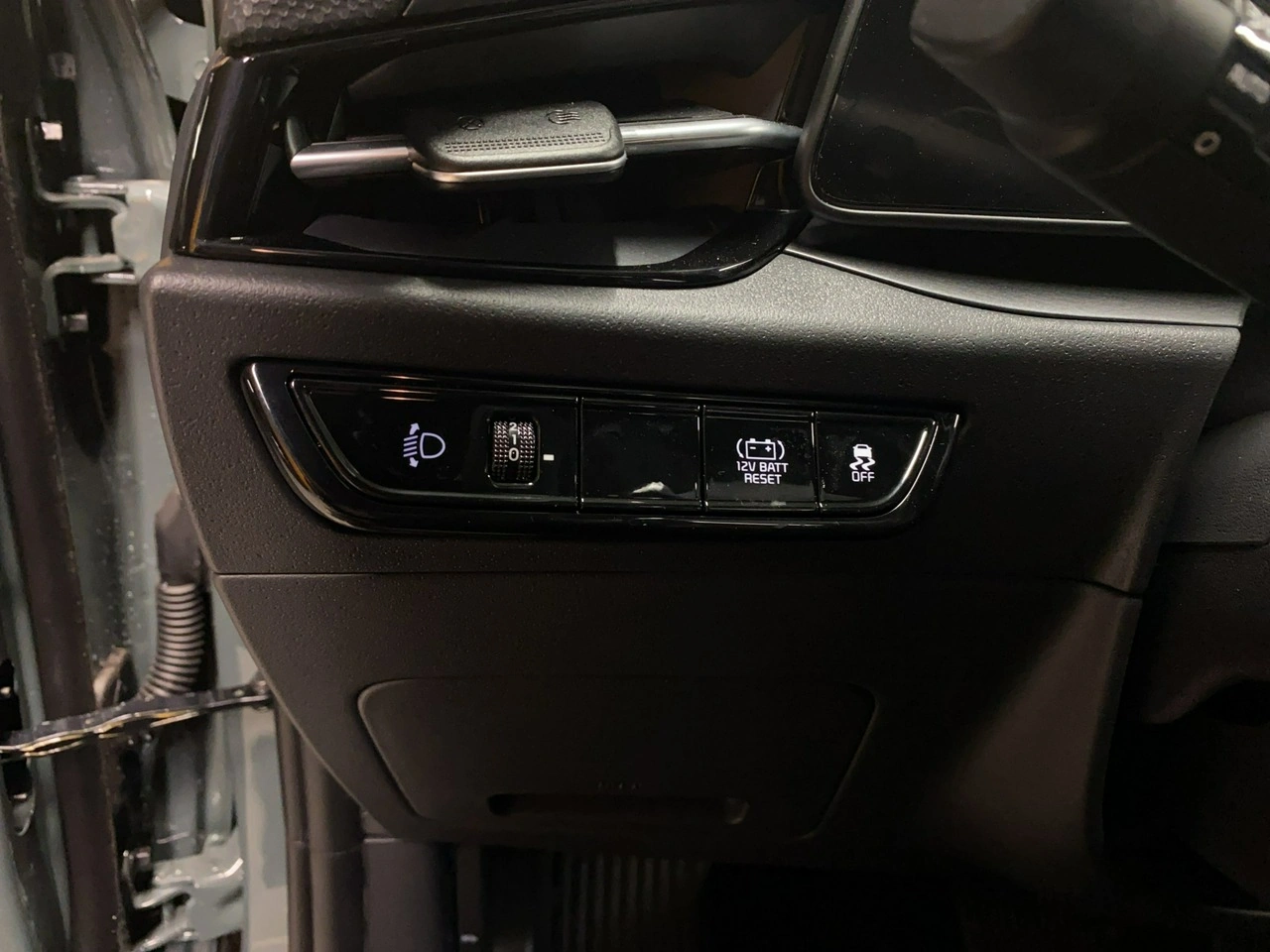 Kia Niro - Zdjęcie 33