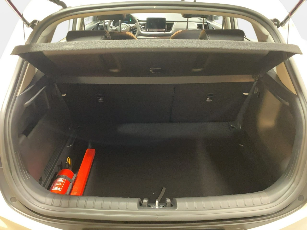 Kia Stonic - Zdjęcie 16