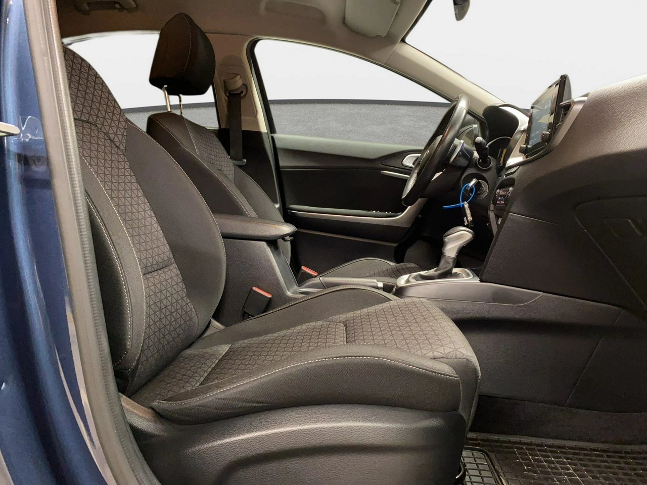 Kia XCeed - Zdjęcie 11