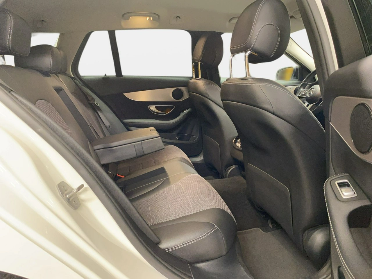 Mercedes C 180 - Zdjęcie 13