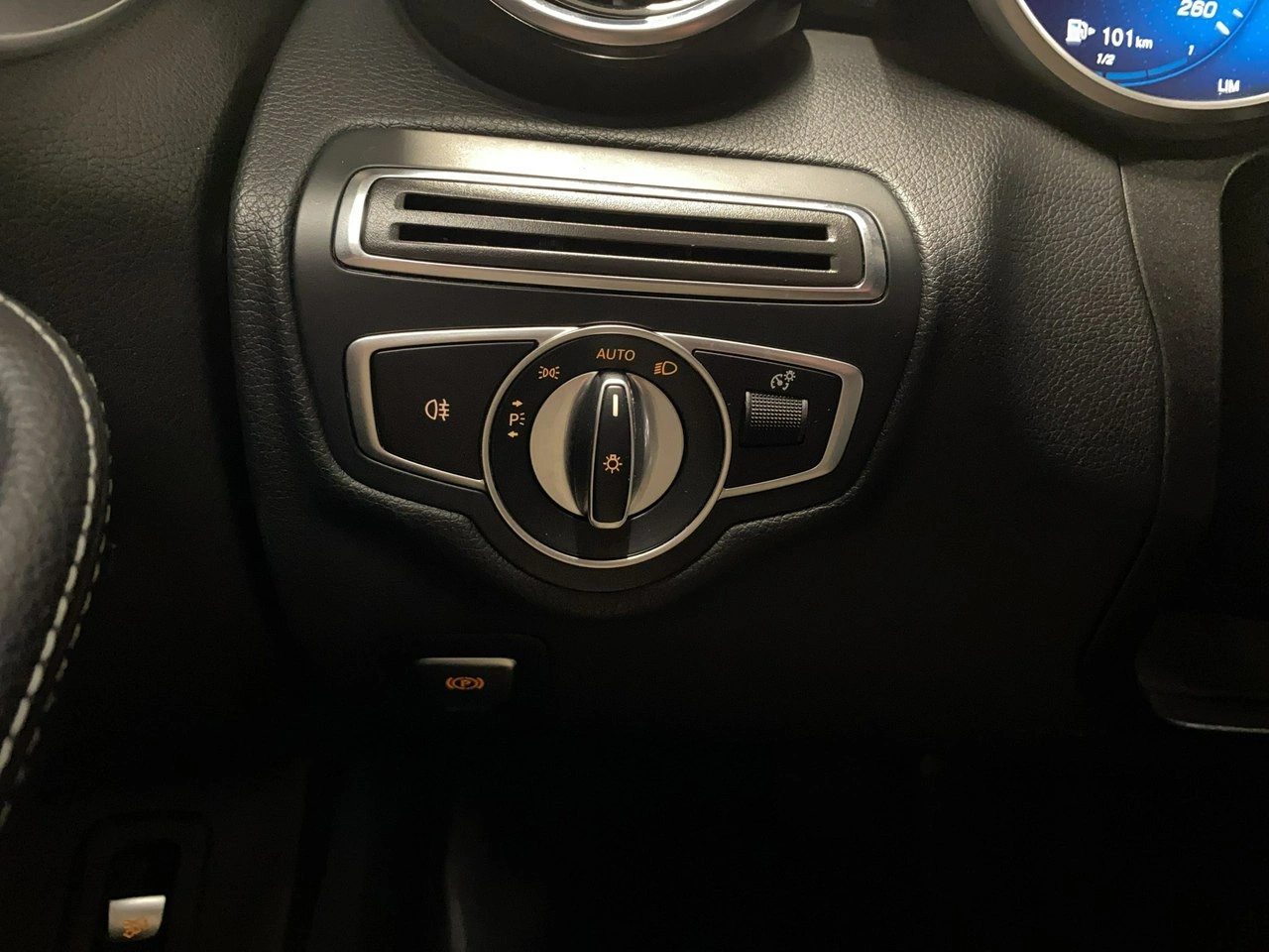 Mercedes C 180 - Zdjęcie 35