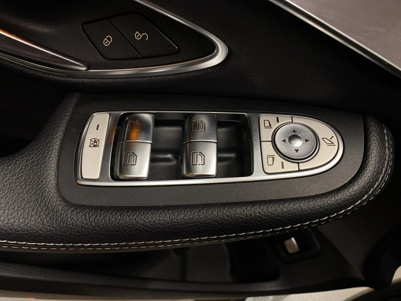 Mercedes C 180 - Zdjęcie 37