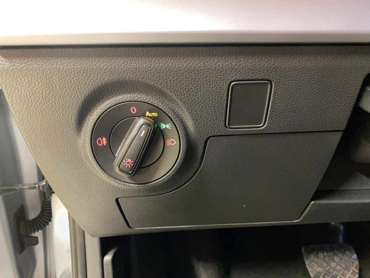 Seat Arona - Zdjęcie 32