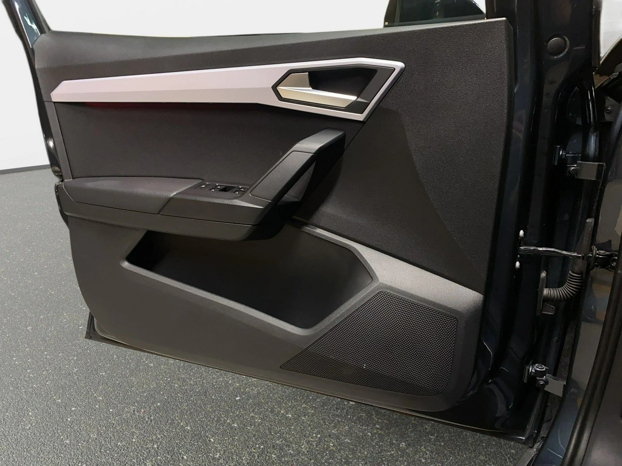 Seat Arona - Zdjęcie 31