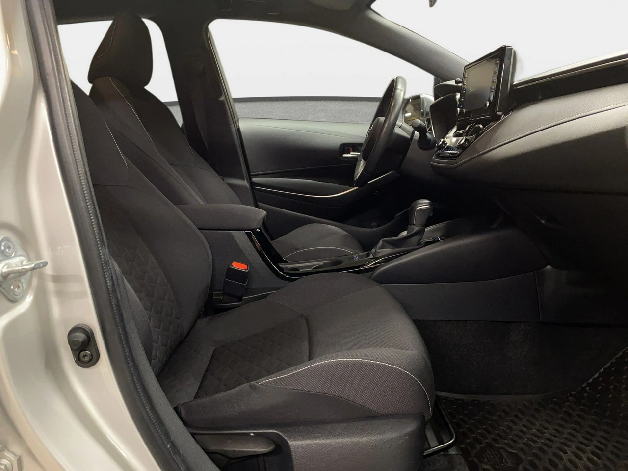 Toyota Corolla - Zdjęcie 11