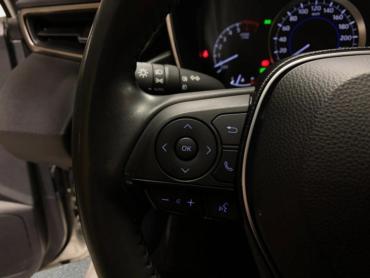 Toyota Corolla - Zdjęcie 19