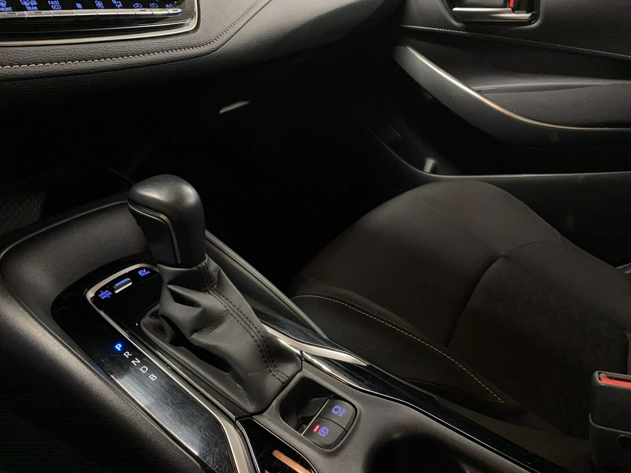 Toyota Corolla - Zdjęcie 22