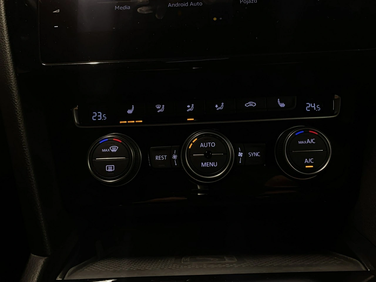 Volkswagen Arteon - Zdjęcie 22